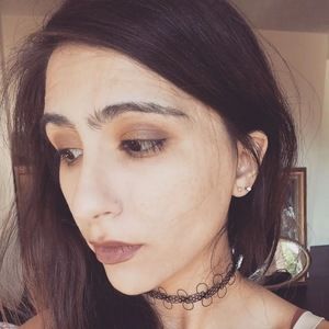 Meet your Posher, Anisa